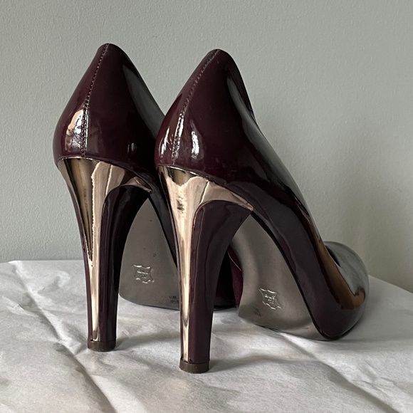 BCBG MaxAzria (39.5 B) burgundy patent leather platform heels. - Picture 2 of 16